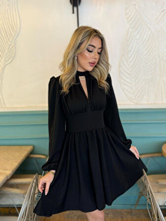 Livizmir Moda Kadın Uzun Kollu Balıkçı Yaka önden Pencere Detaylı Kiloş Krep Elbise