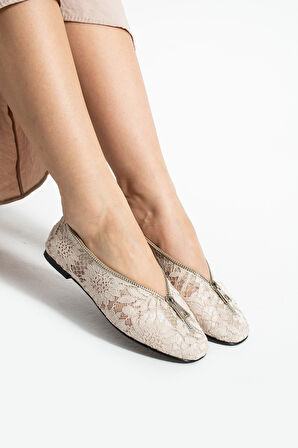 BONDY İşleme Detaylı Fermuarlı Bej Kadın Günlük Babet