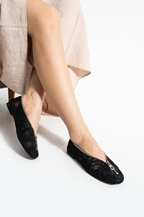 BONDY İşleme Detaylı Fermuarlı Siyah Kadın Günlük Babet