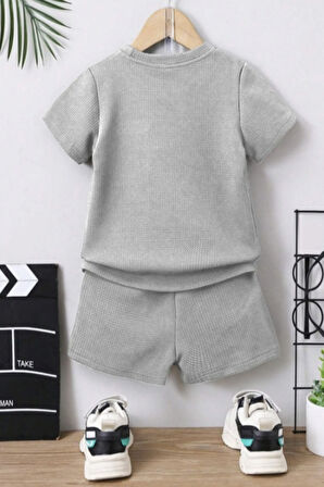 Waffle Görselli Cep Detaylı Pamuklu Yazlık Bebek Çocuk Şort Takım-Gri | 3 Yaş