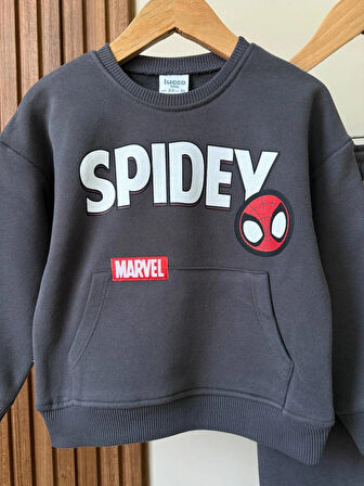 SPIDEY MARVEL BASKILI KANGURU CEPLİ 3 İPLİK ŞARDONSUZ ALT ÜST ERKEK ÇOCUK TAKIMI