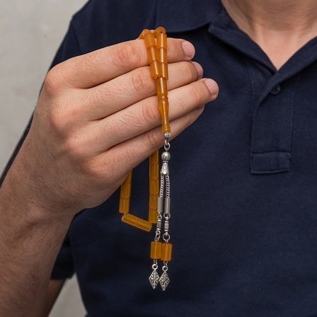 Metal Püsküllü 7x11 mm Kesme Sıkma Kehribar Tesbih