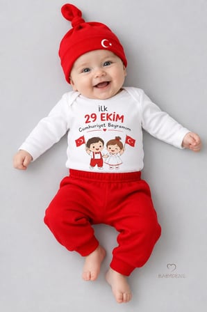 İlk 29 Ekim Cumhuriyet Bayramım Baskılı 3'lü Bebek Takımı 100 Pamuk Uzun Kollu Çıtçıtlı Body Pantolon Bere Seti