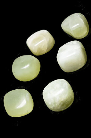 Sertifikalı Gerçek Doğal Jade  - Yeşim Taşı Kütle