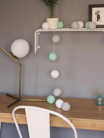 Holly Işıklı Top Aydınlatma