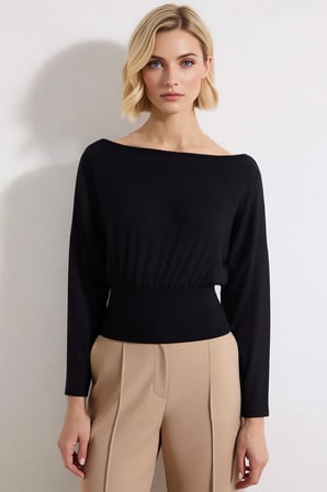 Kadın Örme Bluz Kayık Yaka Uzun Kol Fitted Kalıp Peplum Bel Detaylı Yumuşak Dokulu Estetik