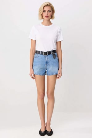 Kadın Şort Yüksek Bel Kesim City Düz Desen Boru Paça Kısa Boy Denim Kumaş Rigid Dokuma