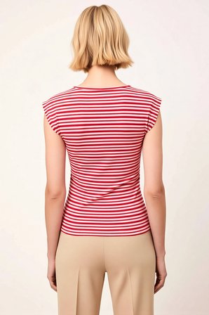 Kadın Bluz Bisiklet Yaka Kolsuz Fitted Kesim Çizgili Desen Örme Kumaş Dokulu Rahat Giyim Şık