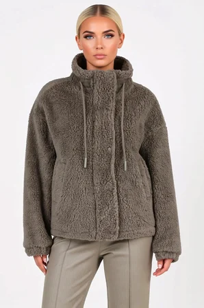Kadın Dik Yaka Düşük Kol Fermuarlı Peluş Ceket %100 Polyester Fonksiyonel Dayanıklı Modern