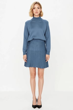 Kadın Oversize Reglan Kollu Dik Yaka Pileli Etek Kazak Takımı Rahat Kesim Günlük Modern Şık Konforlu