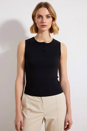 Kadın Bluz Fitted Crop Bisiklet Yaka Kolsuz Düğmeli Fitilli Örme Kaşkorse Dokulu Esnek Şık