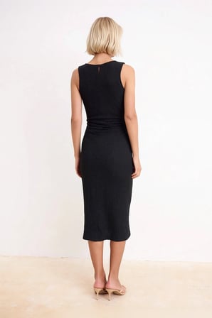Kadın Kolsuz Bisiklet Yaka Midi Bodycon Gofre Dokulu Astarlı Örme Elbise Rahat Günlük Modern Şık