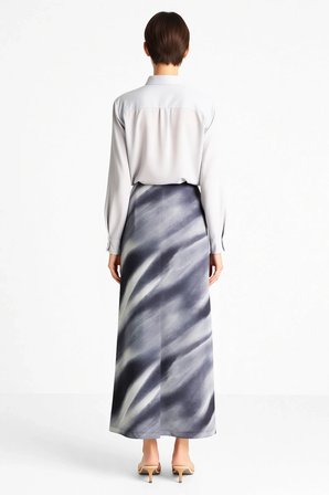 Kadın Midi Saten Etek Degrade Desenli Yırtmaçlı Sarong Kesim Astarlı Polyester Konforlu Günlük Rahat