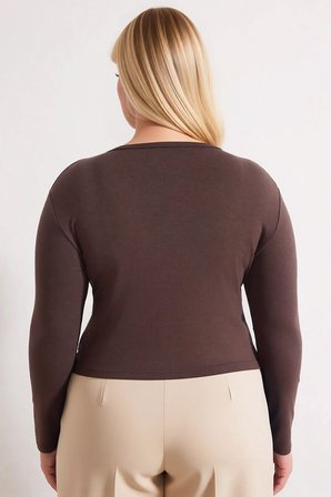 Kadın Büyük Beden Bluz Bisiklet Yaka Uzun Kol Örme Süprem Kumaş Çıtçıtlı Crop Fitted Kalıp Model