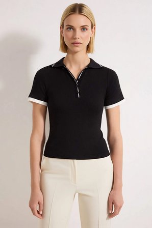 Kadın Bluz Polo Yaka Kısa Kol Fitted Fitilli Örme Biyeli Esnek Kaşkorse Vücuda Oturan