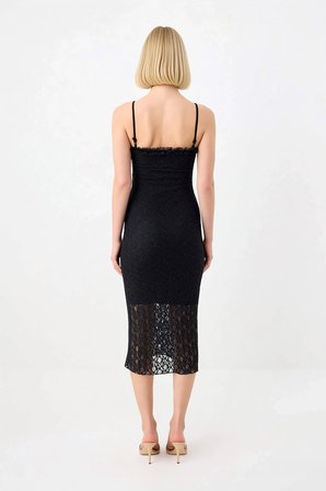 Kadın Dantel Bodycon Midi Elbise İnce Askılı Kare Yaka Astarlı Kolsuz Dokuma Kumaş Zarif Günlük