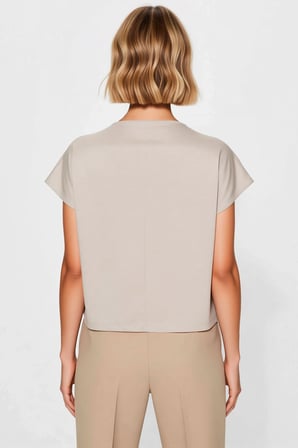 Kadın Bluz Crop Regular Kalıp Dik Yaka Yarasa Kol Soft Touch Örme Kumaş Aksesuar Detaylı Kısa Boy