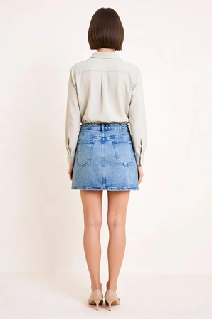 Kadın Mini Denim Etek Orta Bel %100 Pamuk Rigid Dokuma Klasik Kesim Günlük Rahat Modern Şık Konforlu