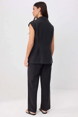 Kadın Oversize Ceket Yaka Kolsuz Dokuma Yelek Bol Paça Pantolon Takımı Liyosel Karışım Günlük Rahat