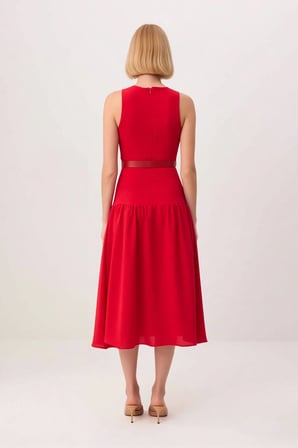 Kadın Kolsuz Maxi Elbise Kemerli Halter Yaka Skater Kesim Astarlı Polyester Dokuma Günlük Rahat