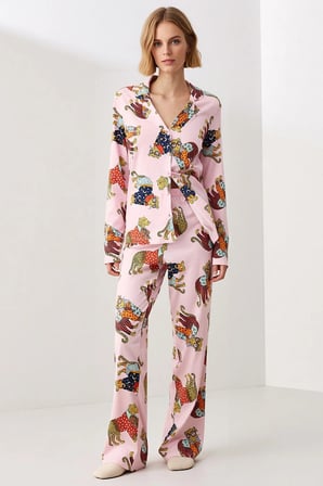 Kadın Gömlek Yaka Uzun Kol Kaplan Baskılı Pijama Takımı Regular Kalıp Dayanıklı %100 Pamuk