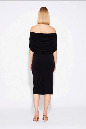 Kadın Bodycon Carmen Yaka Kolsuz Midi Elbise Esnek Örme Kumaş Astarsız Zarif Günlük Rahat Modern
