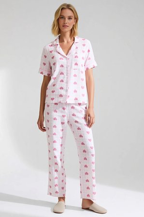 Kadın Müslin Dokuma Gömlek Yaka Kısa Kol Kalp Desenli Pijama Takımı Fonksiyonel %100 Pamuk