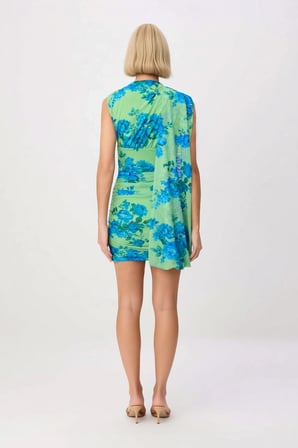 Kadın Kolsuz Bisiklet Yaka Çiçek Desenli Drapeli Mini Elbise Astarlı Bodycon Kesim Günlük Rahat