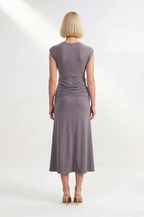 Kadın Kolsuz Bisiklet Yaka Midi Elbise Aksesuar Detaylı Bodycon Kesim Modal Kumaş Günlük Rahat Şık