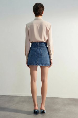 Kadın Mini Denim Etek Yüksek Bel A-Line Kesim Yırtmaçlı Detaylı %100 Pamuk Günlük Rahat Modern Şık