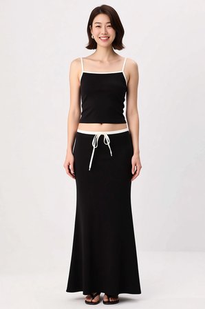 Kadın İnce Askılı Havuz Yaka Fitted Esnek Örme Crop Top Maxi Etek Takım XS Beden Günlük Rahat Modern