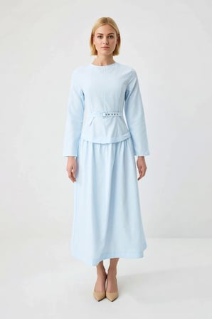 Kadın Tesettür Maxi Elbise Bisiklet Yaka Uzun Kol Kemerli Skater Kesim Terrycotton Dokuma Günlük