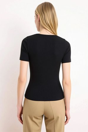 Kadın Bluz Fitted Kısa Kol Bisiklet Yaka Çıtçıt Kapamalı Fitilli Örme Kaşkorse Kumaş Esnek Yapı
