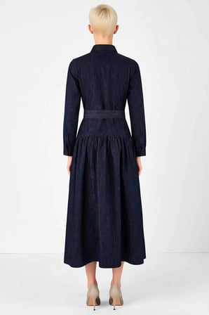 Kadın Maxi Elbise Yaka Uzun Standart Kol Dökümlü Kemerli Denim Rigid Dokuma Düz