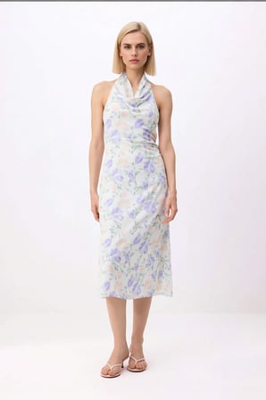 Kadın Çiçekli Desenli Degaje Yaka Kolsuz Astarlı Midi Şifon Elbise Rahat Kesim Günlük Modern Şık
