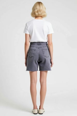 Kadın Şort Yüksek Bel City Denim Boru Paça Kısa Kesim Düz Desen Rigid Dokuma Estetik
