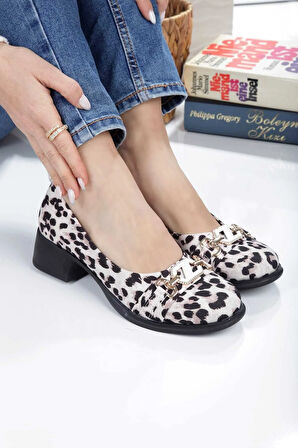 Leopar Desenlı Taş Detaylı Toka Kadın Topuklu Babet