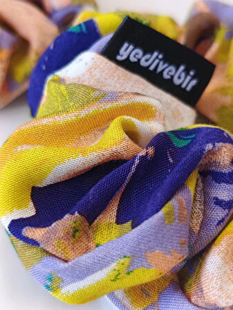 4 ADET SCRUNCHIE (LASTİKLİ) TOKA 