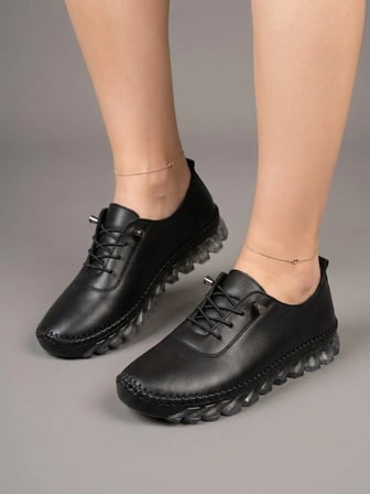 BEREN Hakiki Deri Siyah Kadın Ayakkabı Ortopedik Taban Düz Esnek Bağcıklı Comfort Casual Günlük Sneaker