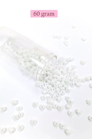 Dökme Cam Kum Boncuk Büyük Boy (6/0) 4 mm - 60 Gram - Kar Beyaz - BNC109