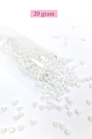 Dökme Cam Kum Boncuk Büyük Boy (6/0) 4 mm - 4 Renk - Toplam 80 Gram - BNC407