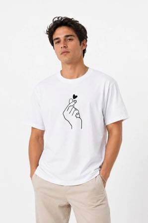 Erkek Kore Parmak Kalp Aşk Temalı Minimal Baskılı Tişört Yazlık Kısa Kol T-Shirt - Beyaz