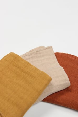 Bezos 6'lı Müslin Mendil 20x20 cm 90106 Kiremit Bej Hardal · Renk: Kiremit Bej Hardal BEZOS1