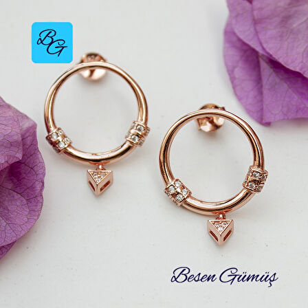 Üçgen Sallantılı Yuvarlak Küpe