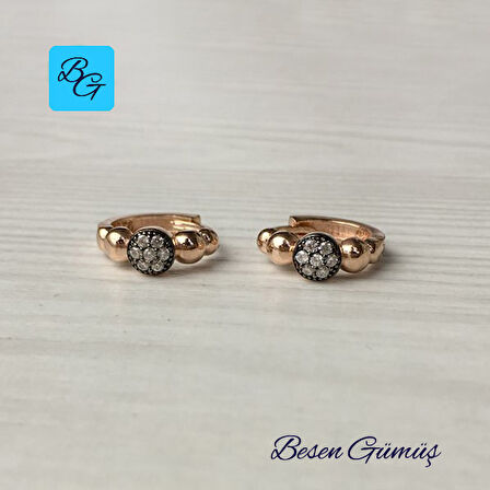 Rose Zirkon Taşlı Yuvarlak Toplu Halka Küpe