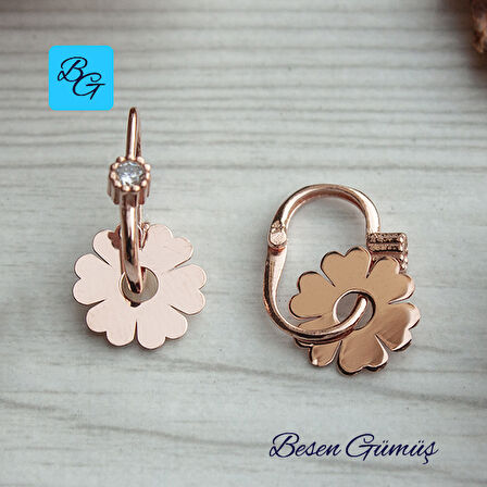 Yonca Modeli Göçmen Küpe