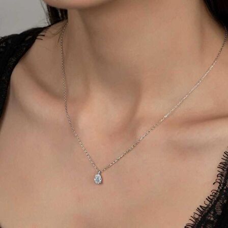 Silverlina Swarovski Taşlı Gümüş Damla Tektaş Bayan Kolye