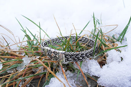 El Örmesi Baklava Desen Kilitli Gümüş Erkek Bileklik