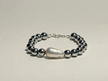 KÜLLER VE İNCİ BİLEKLİK