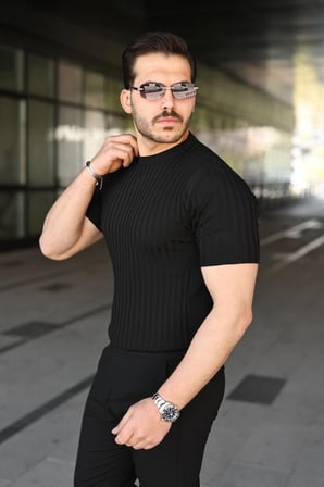 Erkek Fitilli Bisiklet Yaka Kısa Kollu Tişört